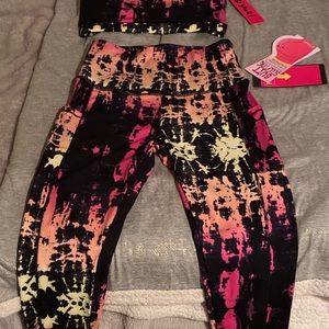 Sports fit pants and sports bra